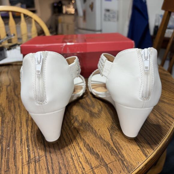 Pizz Annu Diana XZ0095 White Sz 10 Wedding Shoes - Picture 6 of 15